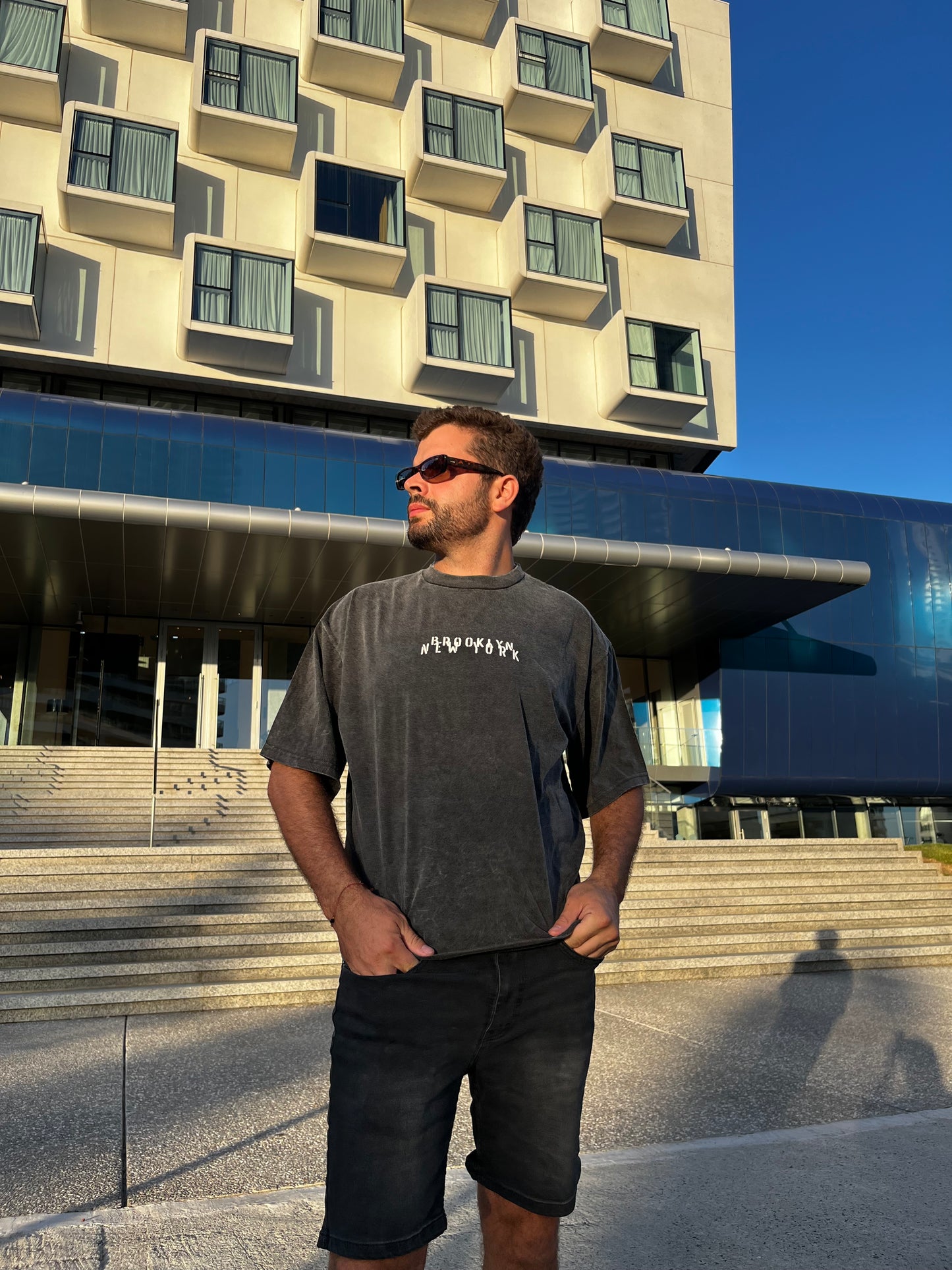 Remera Brookiyn Boxi nevada gris