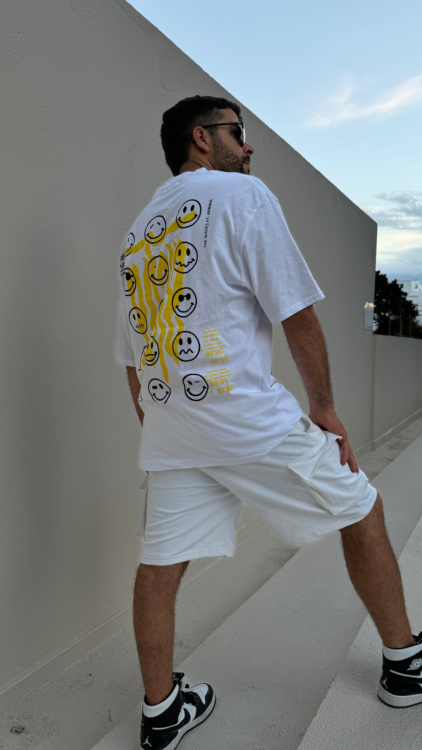 Remeron smile white